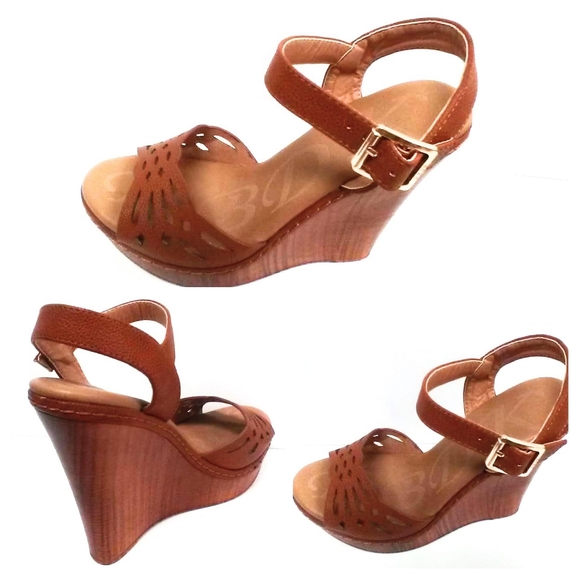 NEW! Tan Wedge Heels! - Picture 5 of 8